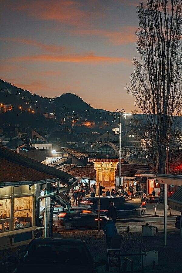 Saraybosna akşam manzarası